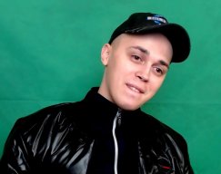 CarlosBond