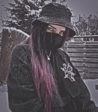 Lezzly Lowanidzequez