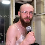 skandalil